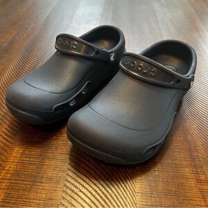 Crocs Bistro Work Clogs Navy Blue Shoes Adult Men's 6 / Women's 8
